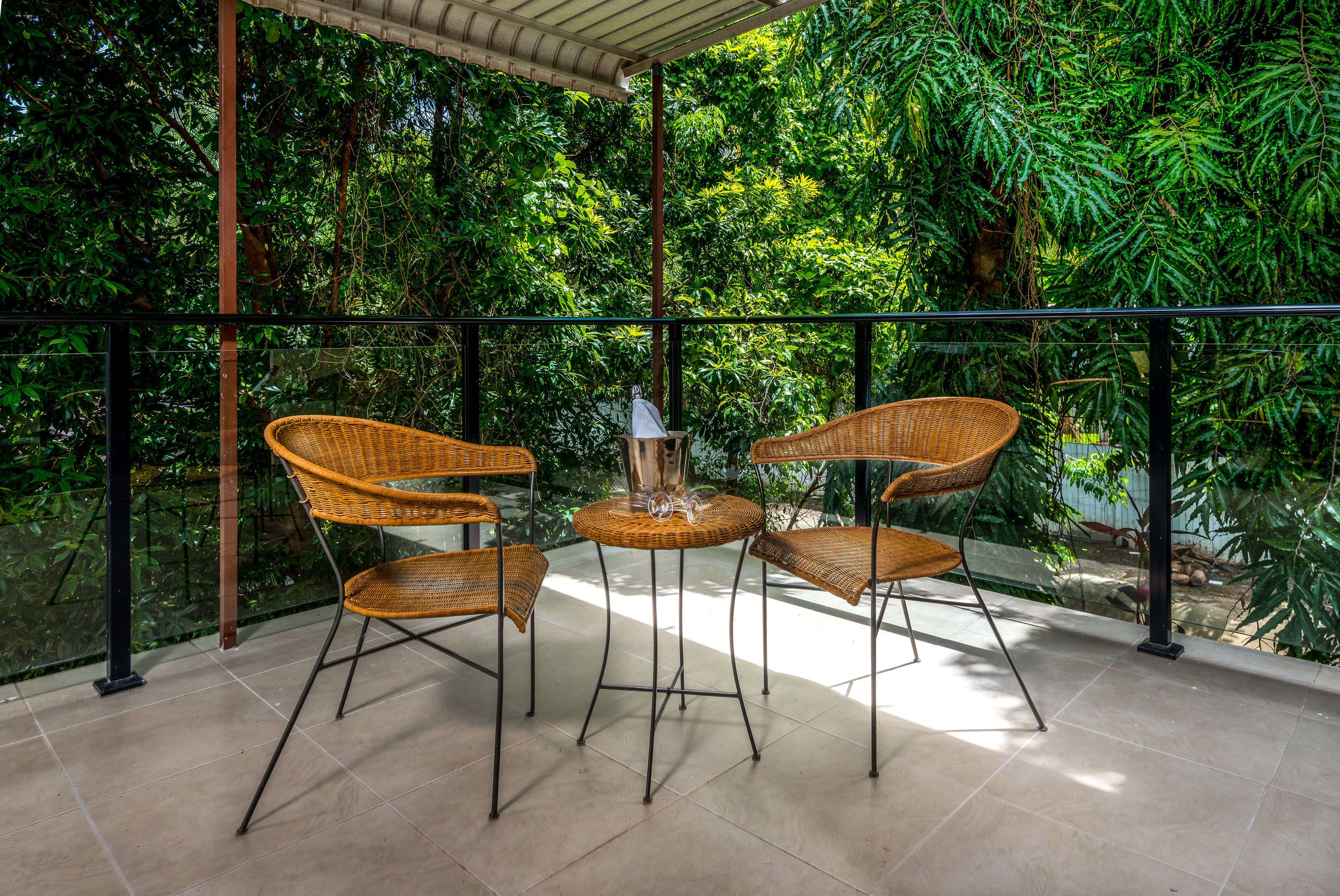 Tranquility Chill at Palm Cove