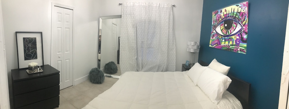 Cozy 4 Bdrm 2Bath Home close to Design District, Wynwood #ArtBasel #MiamiBeach