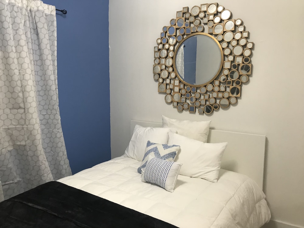 Cozy 4 Bdrm 2Bath Home close to Design District, Wynwood #ArtBasel #MiamiBeach