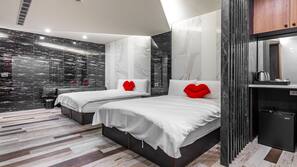 1 bedroom, premium bedding, down duvet, pillow top beds