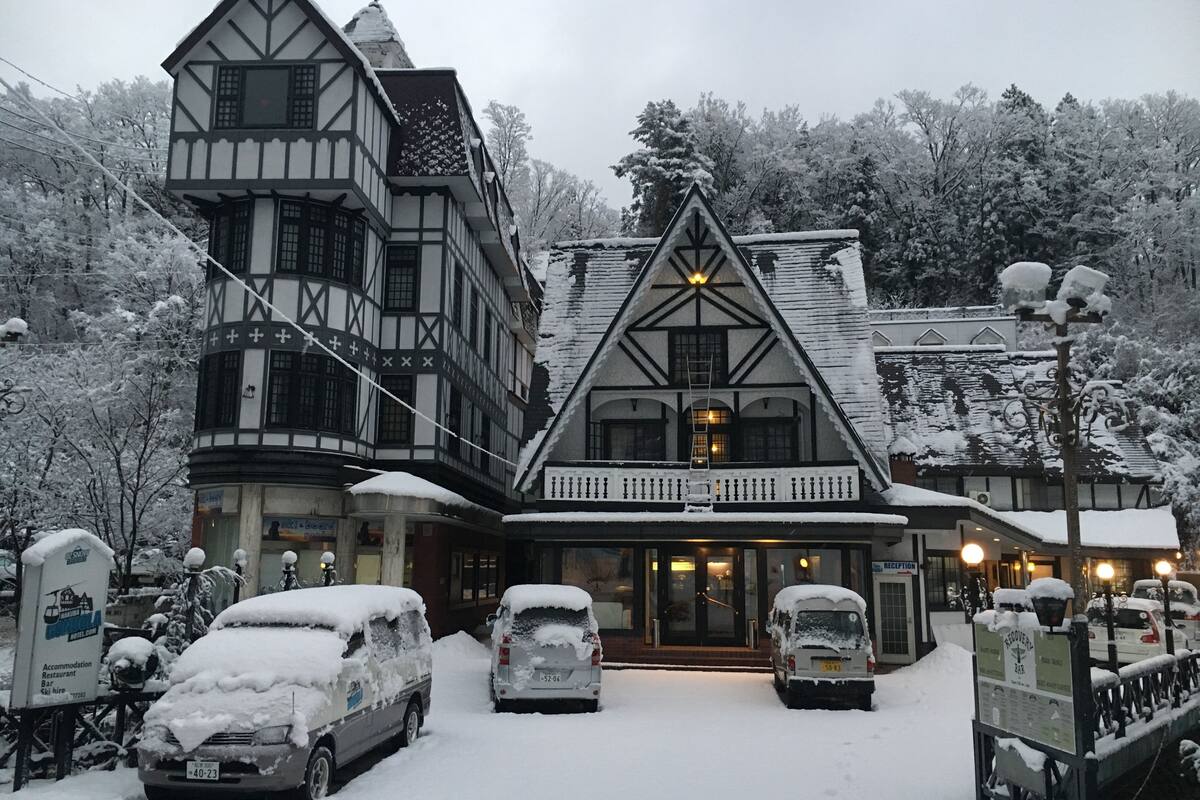 Hakuba Gondola Hotel In Nagano Japan Expedia