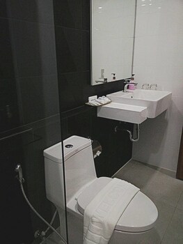 Promo [90% Off] Ozone Condotel Kata Beach By Alpina Thailand