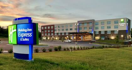 Holiday Inn Express & Suites Raleigh Airport - Brier Creek, an IHG Hotel