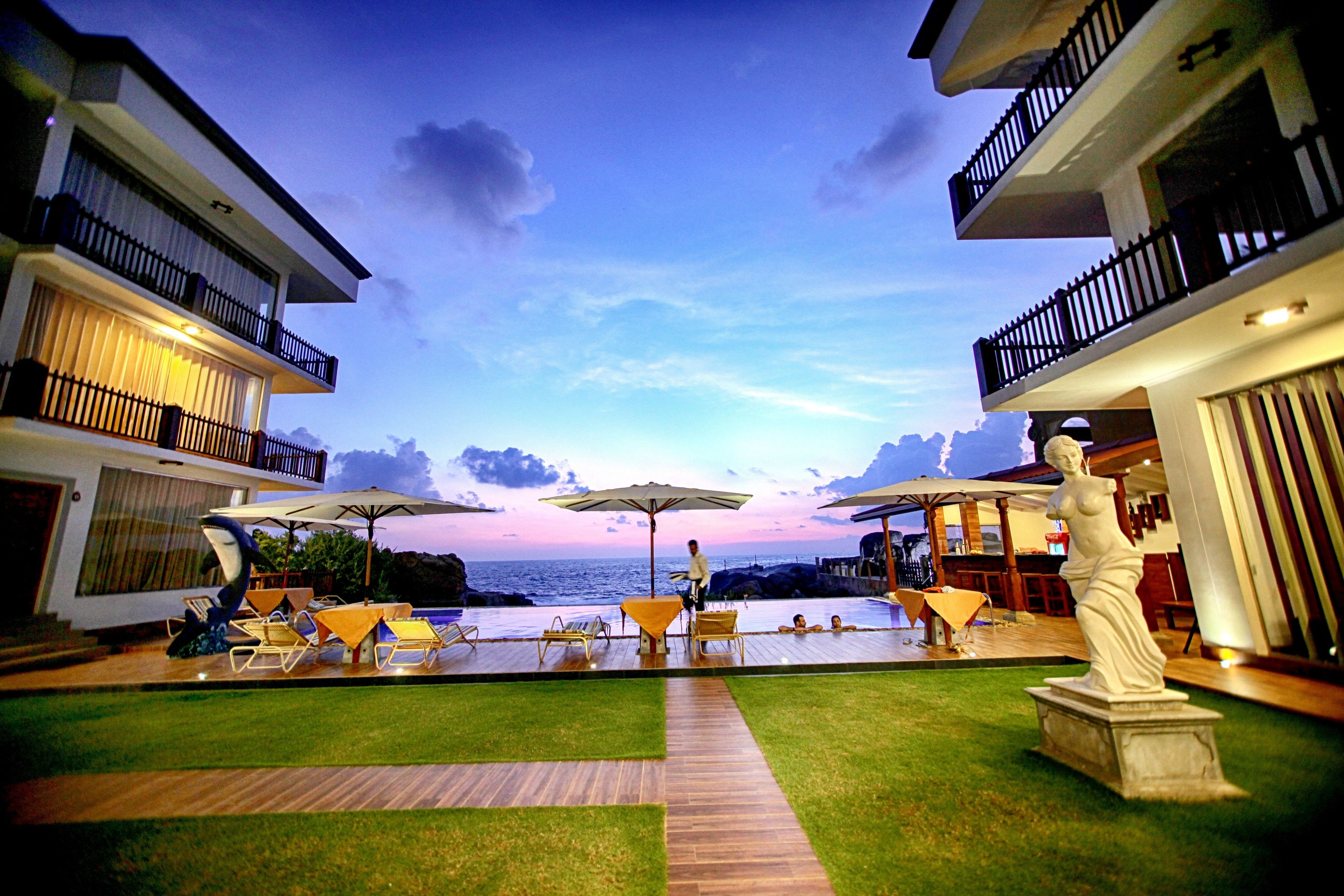 Water Gate Hotel
