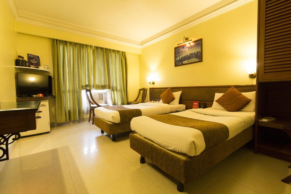 Oyo 691 Hotel Srimaan Pune Ind Airasiago - 