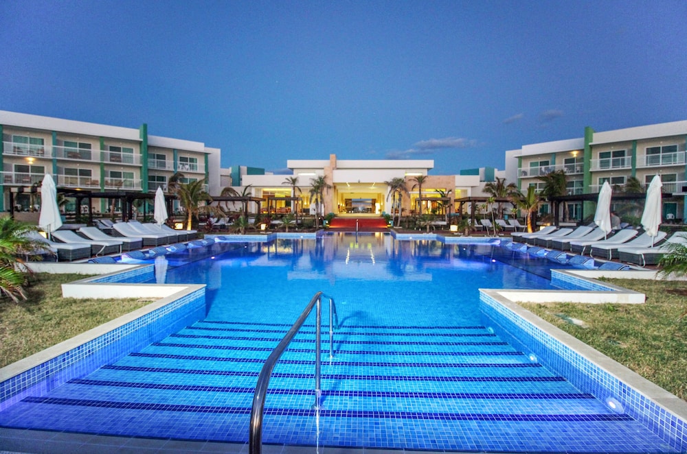 Hotel Grand Muthu Cayo Guillermo in Cayo Guillermo Best Rates & Deals on Orbitz