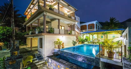Blue Pearl Villa