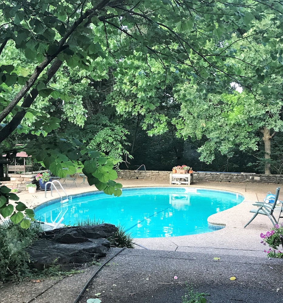 The Inn at Bella Vista in Bella Vista, United States
