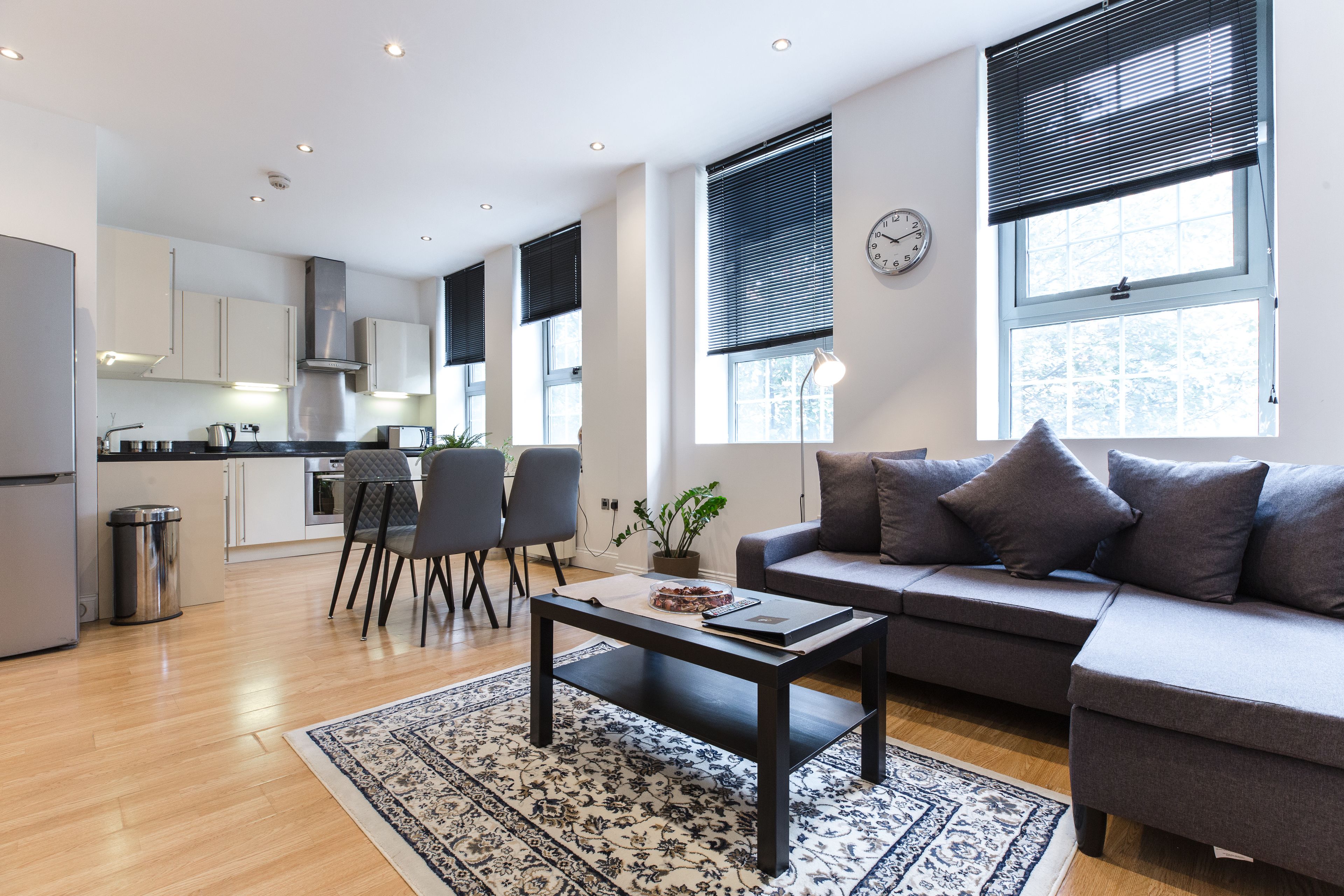 Shq Apartments In London United Kingdom Expedia