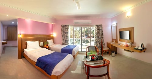 Sri Mookambika Temple Hotels Find Hotel Deals Jyothis Residency