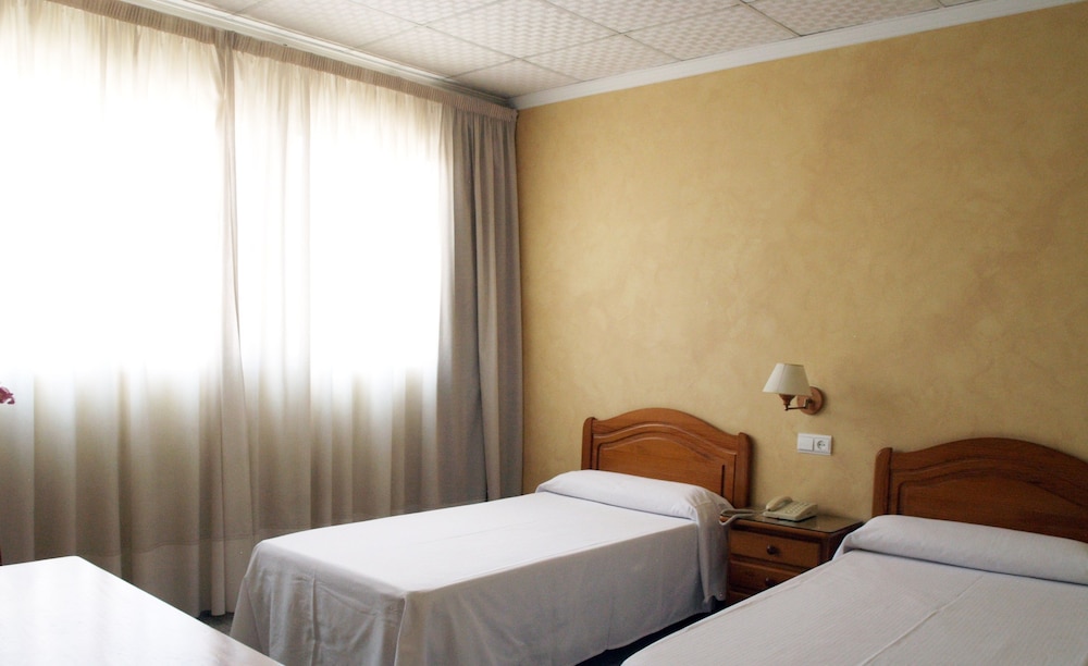 Imagen de Hotel Jendri (2 de 19)