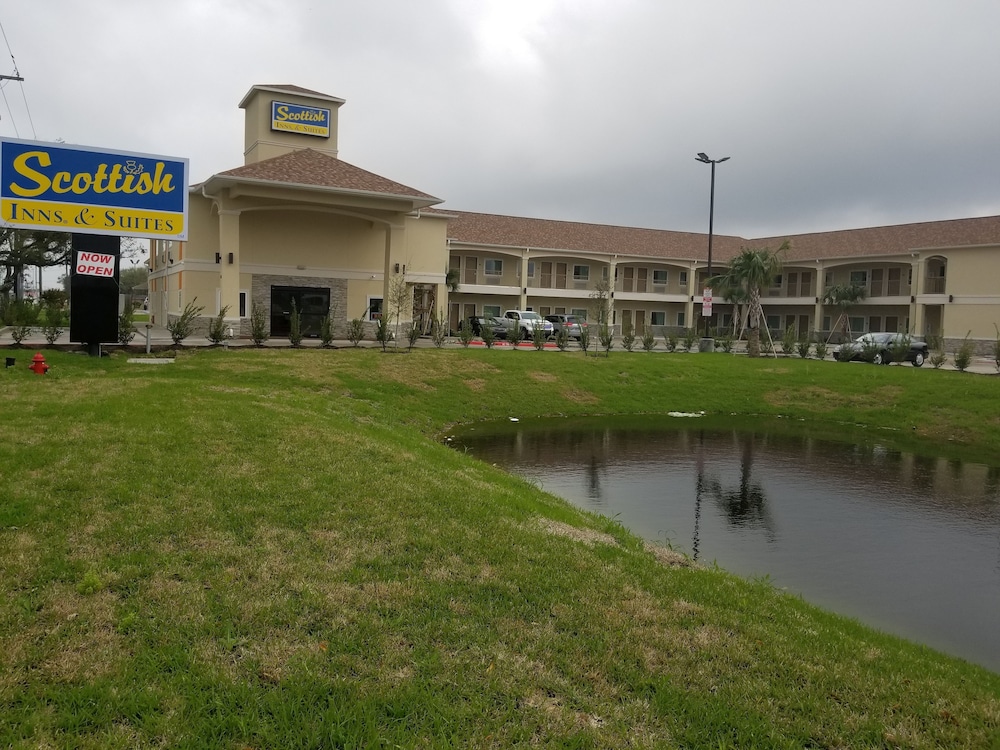 Regency Inn & Suites in Bay City, United States