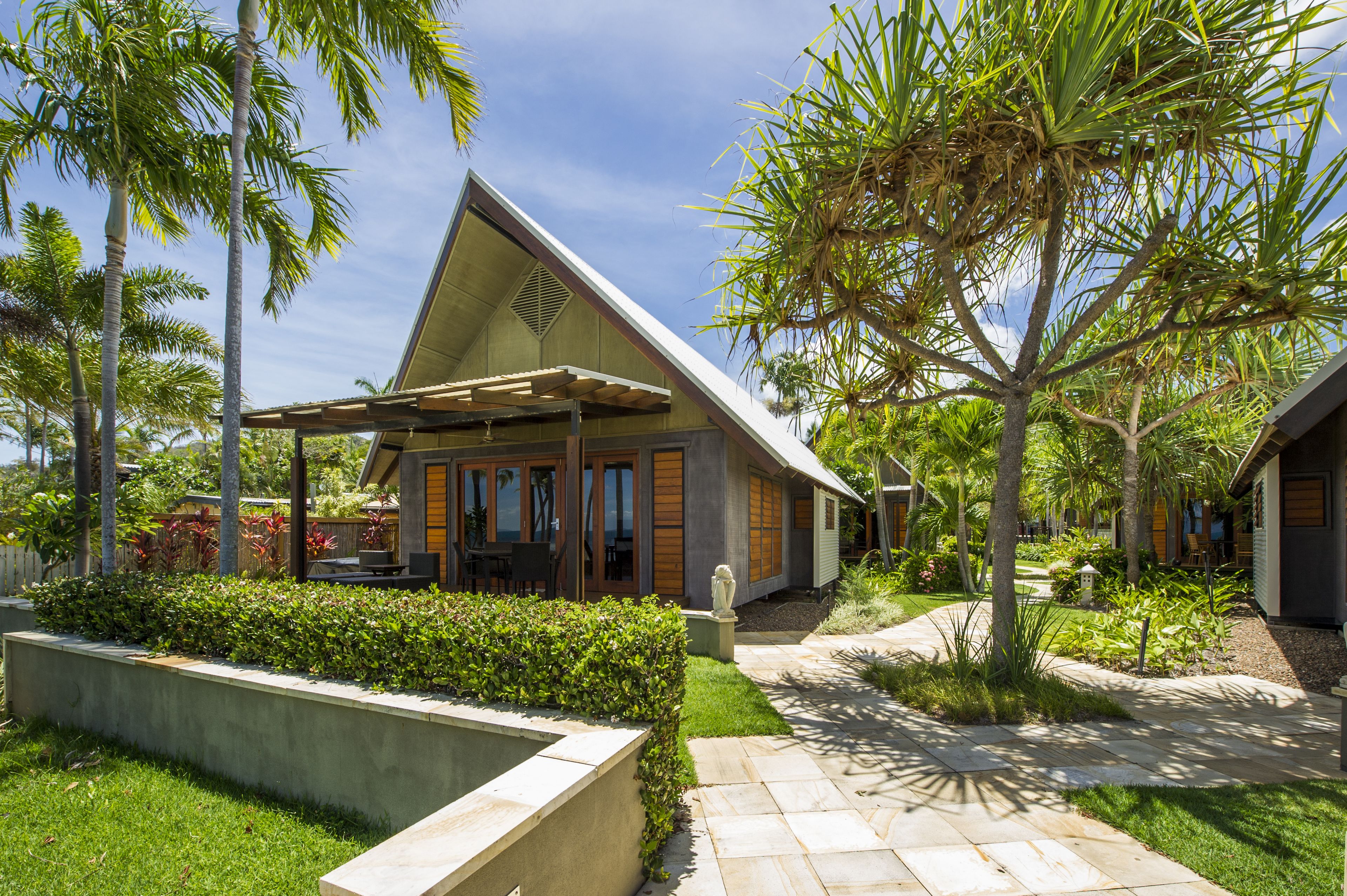 Pure Magnetic Villa 4