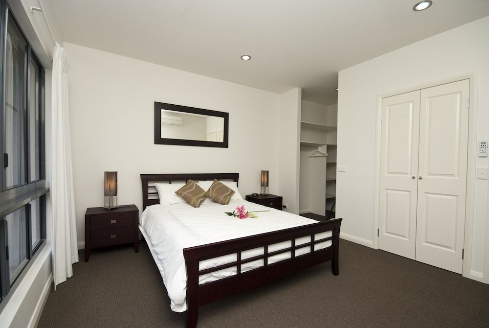 Woodville Beach Townhouse 5 Deals & Reviews (Arcadia, AUS) Wotif