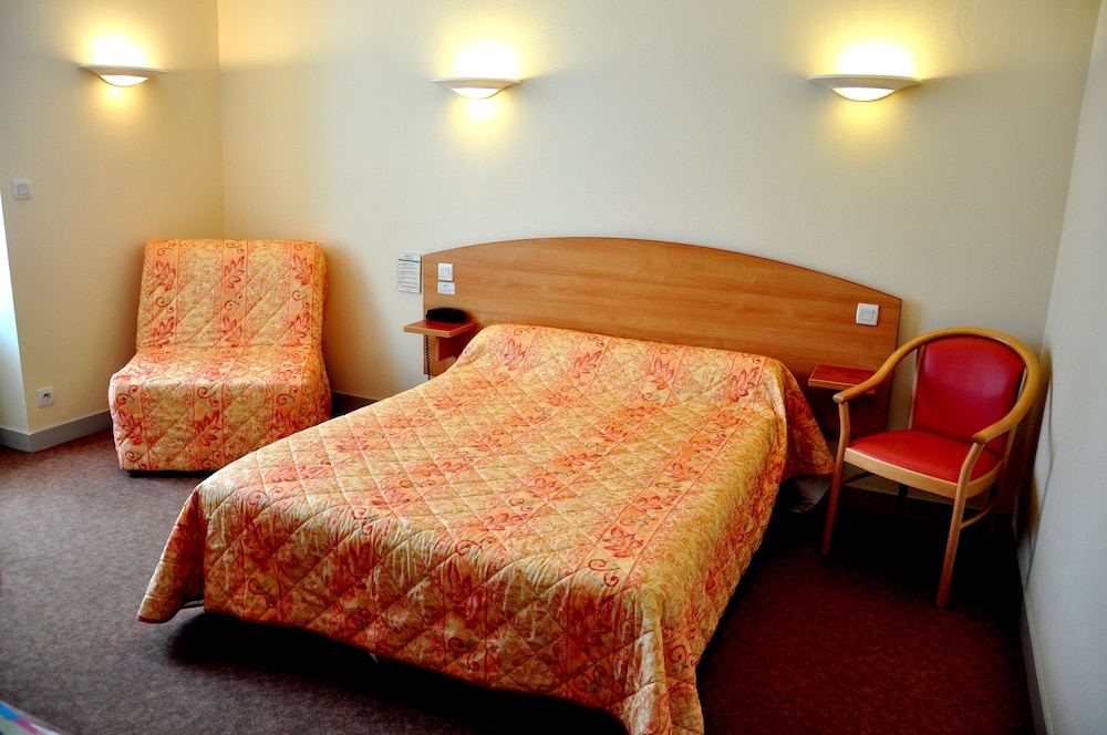 Logis Hotel Beauséjour in SainteSuzanneandChammes Best Rates