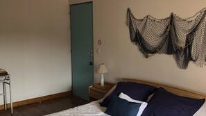 Individually decorated, individually furnished, free cribs/infant beds