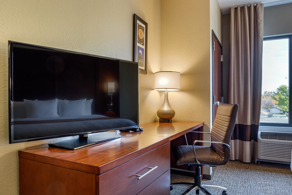 Comfort Inn & Suites Boise Airport