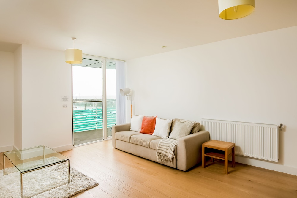 Rethink Living - Luxury Brighton Marina in Brighton & Hove, United Kingdom