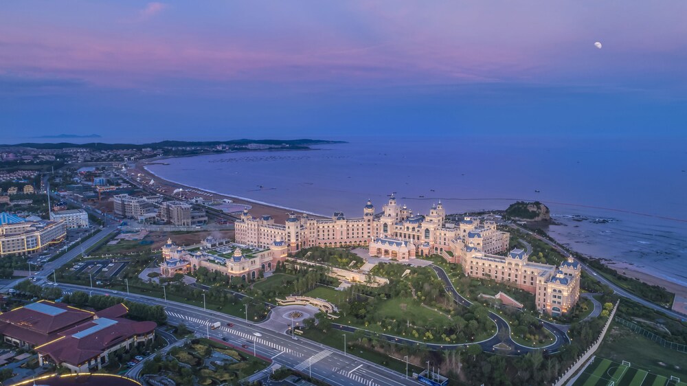 Aerial view, Hilton Dalian Golden Pebble Beach Resort