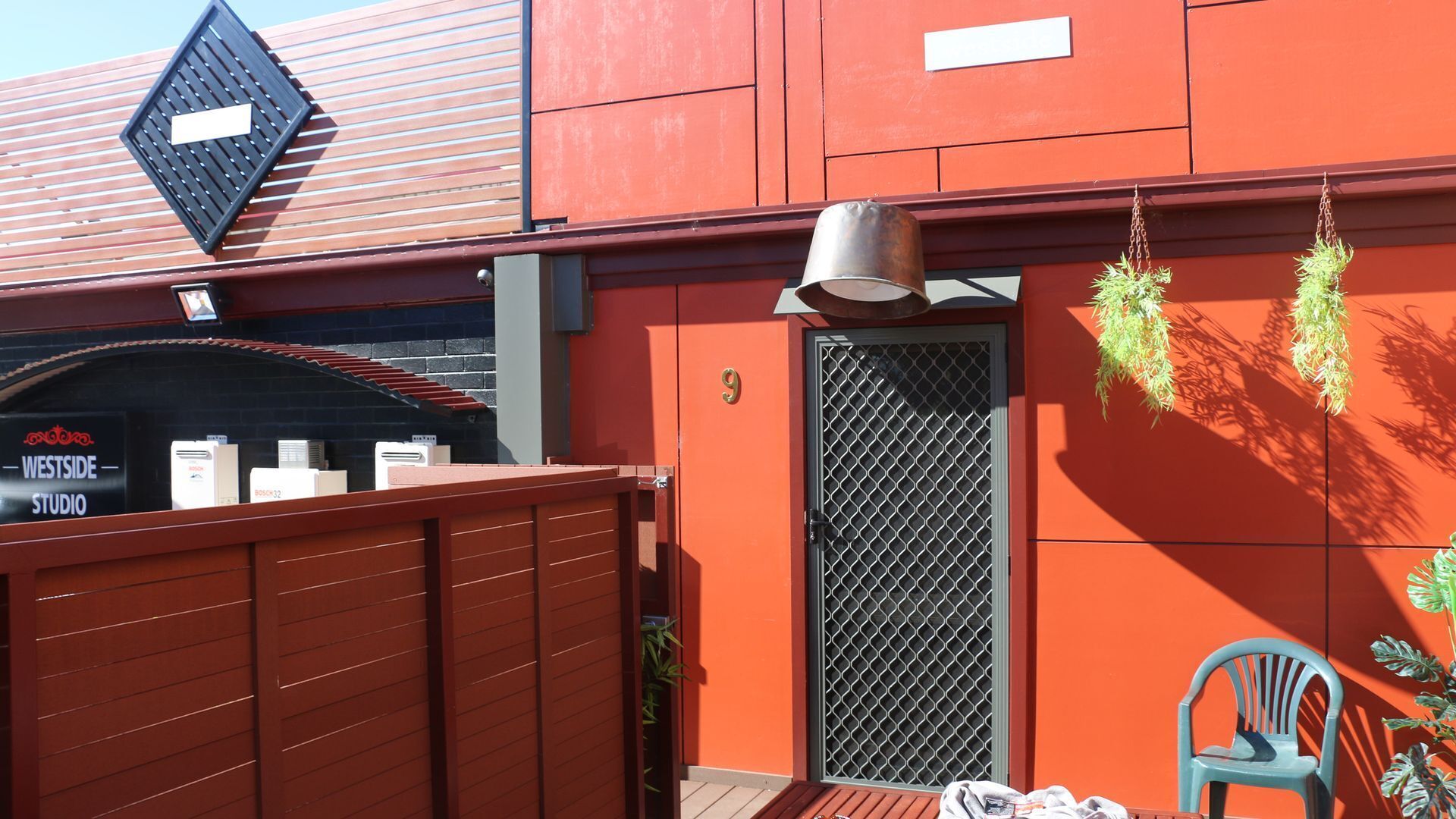 Westside Studio Apartments Room 9