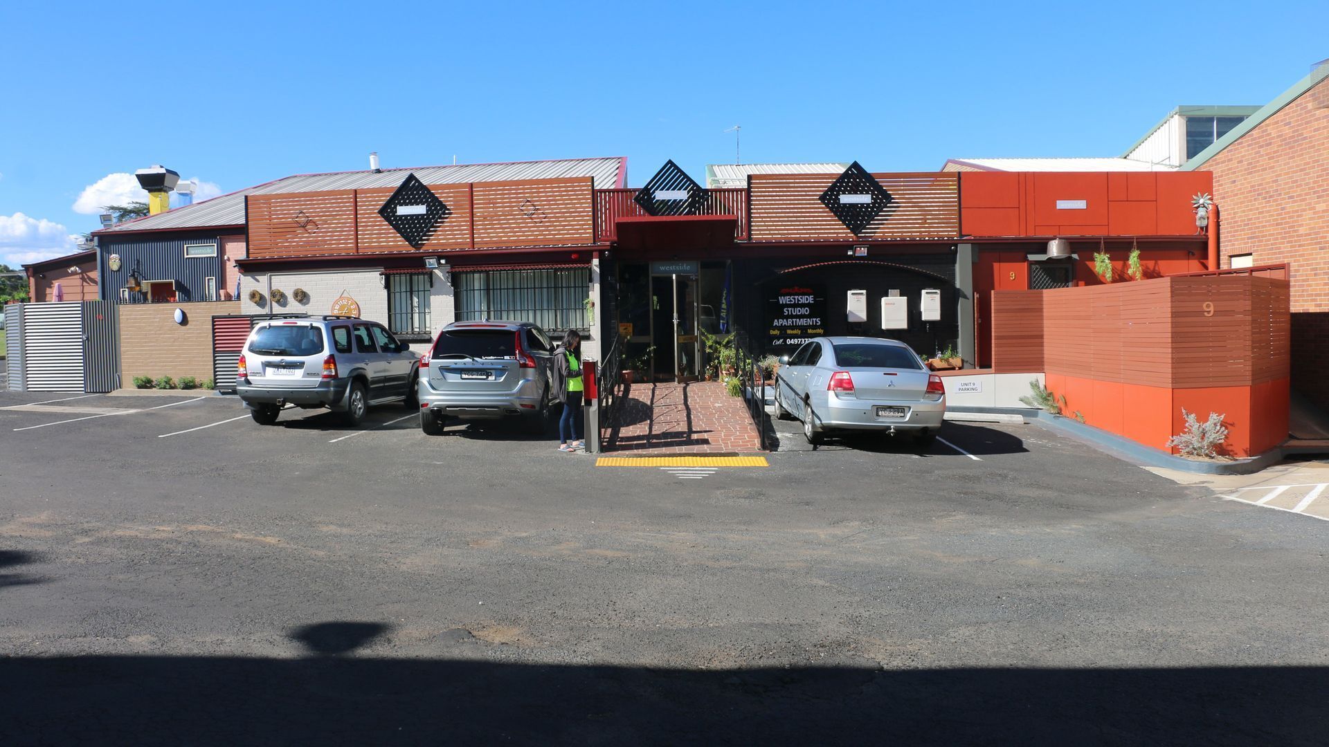 Westside Studio Apartments Room 9