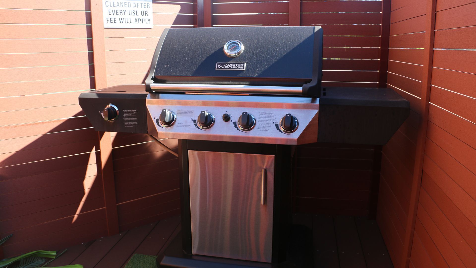 Westside Studio Apartments Room 9