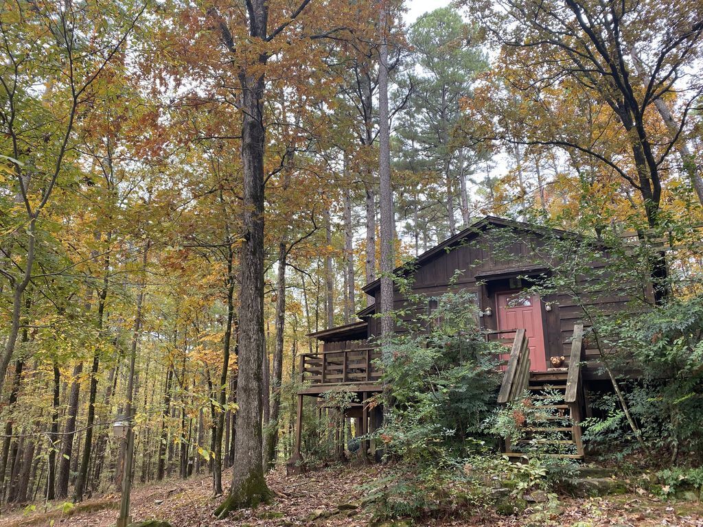 Tale Of The Trout Cabin Located 1 Mile From The Trout Stream And