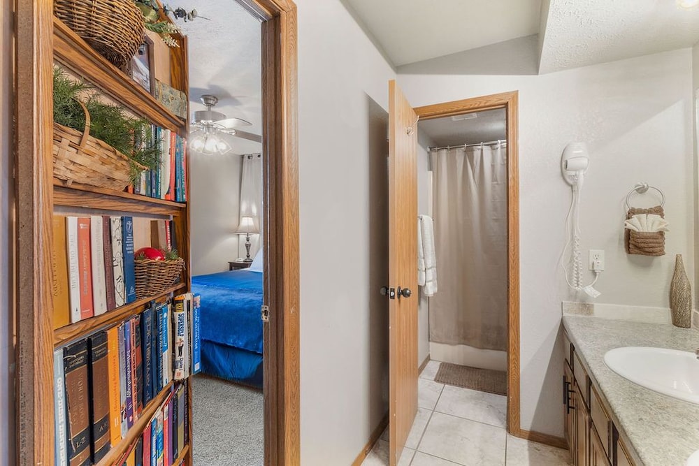 SALE! Secret Bookcase Door | Cozy Walk In Retreat |  Great Location 