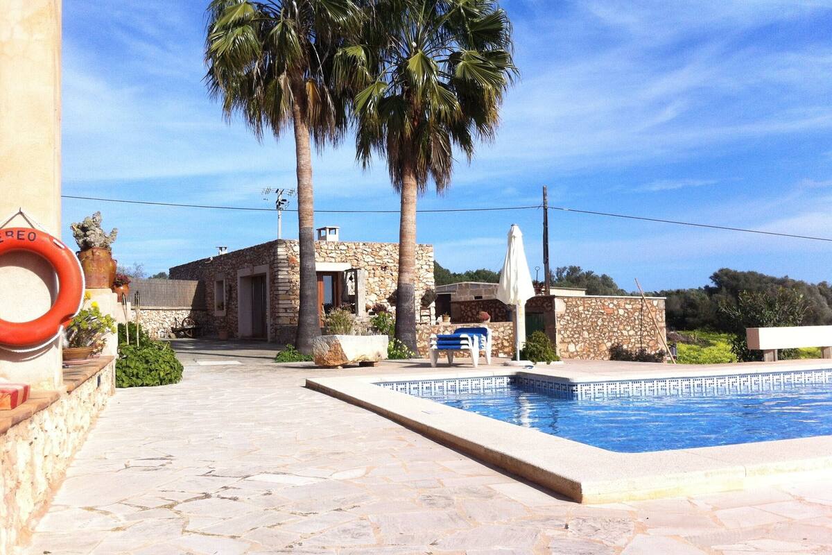 Small Casita On The Property Of An Original Mallorcan Finca In Santanyi Expedia