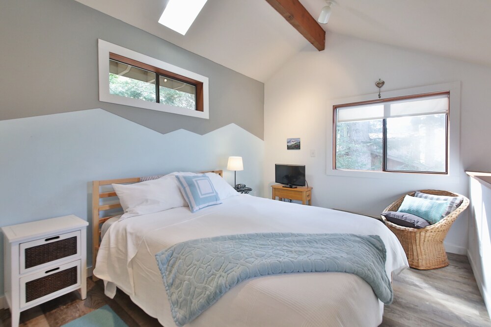 Charming Beverly Beach Cabin With Access 264 2018 Room Prices Featured Image Guestroom