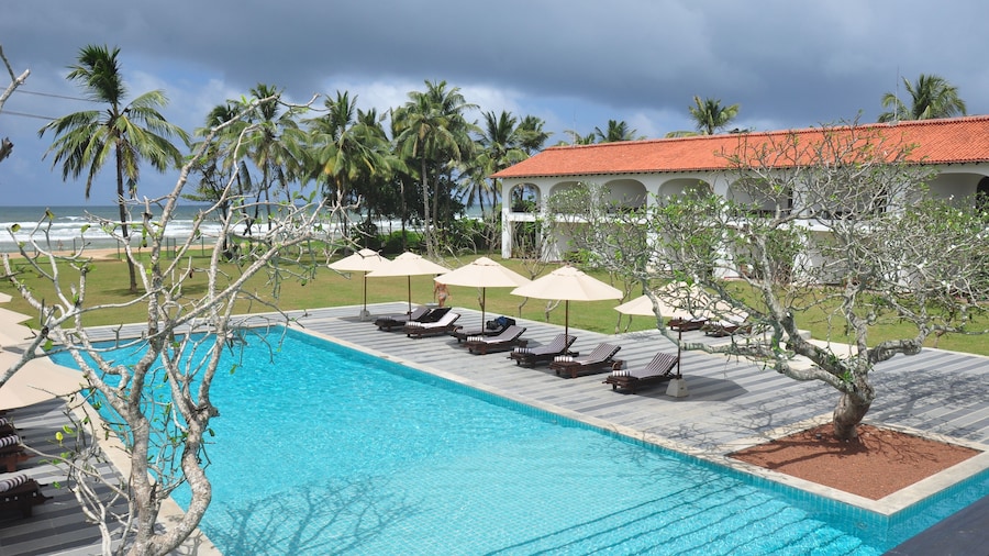 Heritance Ayurveda (All Meals + Ayurveda)