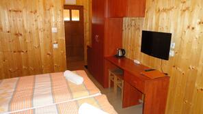 In-room safe, blackout drapes, free WiFi, linens