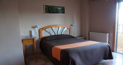 Hostal Alamare