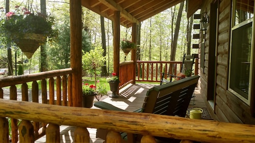Best Cabins In Youngstown For 2020 Find Cheap 64 Cabins Rentals