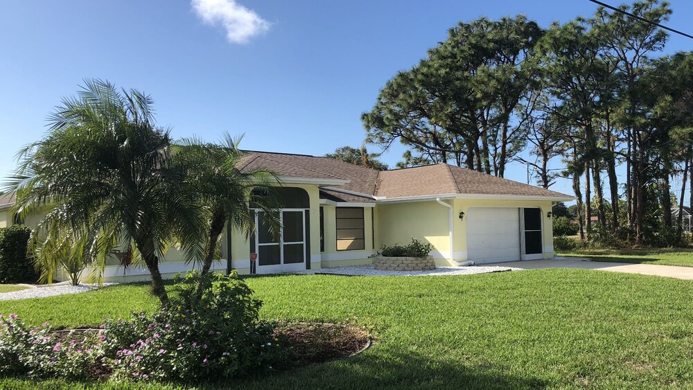 SPECIAL DEAL 115 per night for Sept. Oct “ Peaceful “ retreat near the