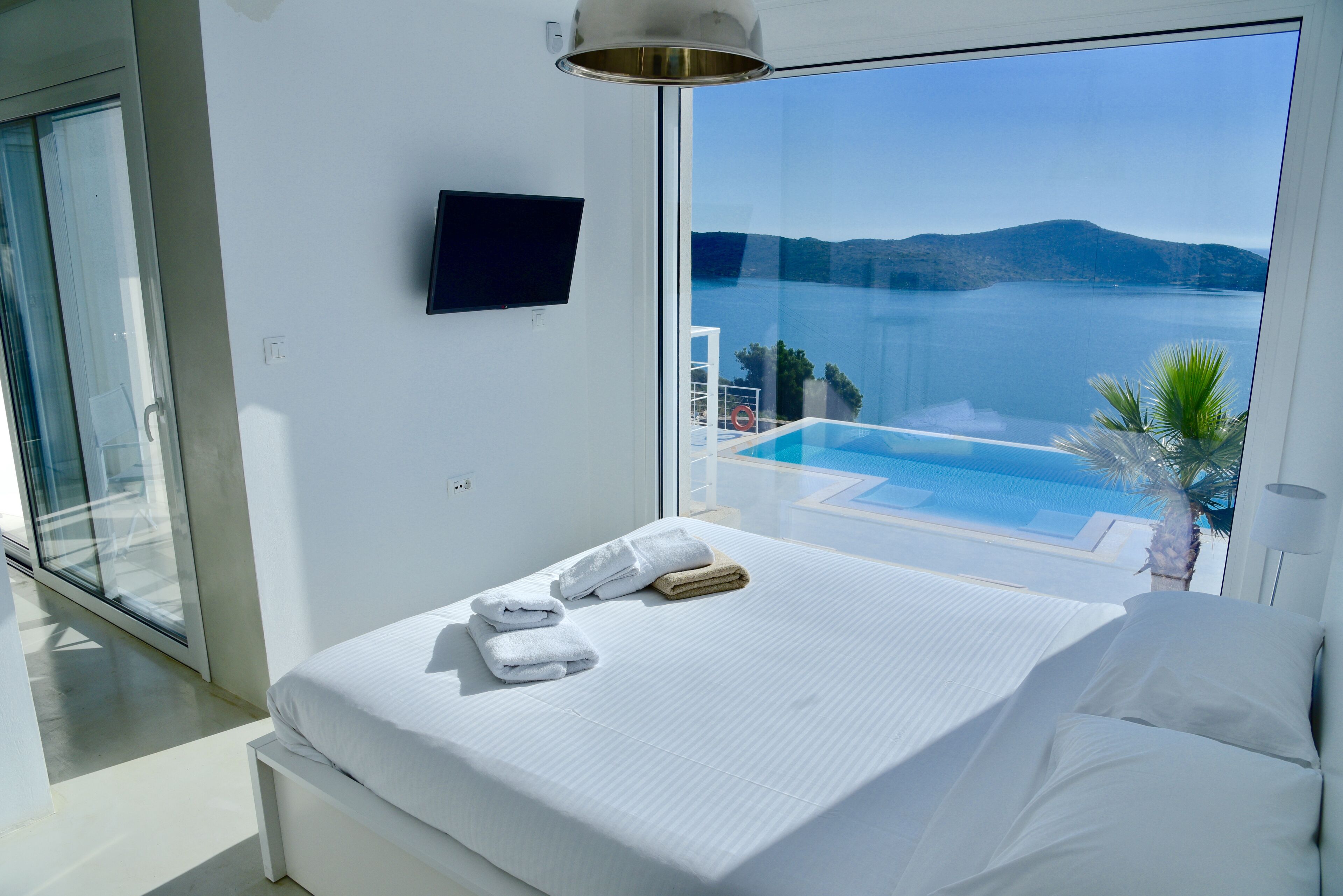Exceptional Villa Facing THE Sea: Villa Emotion in Agios Nikolaos in Agios Nikolaos, Greece