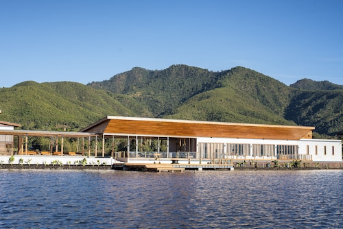 5 Stars Hotels In Inle Lake Find On Orbitz Sofitel Inle Lake Myat Min Hotel
