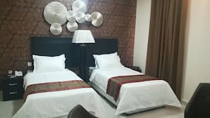 Premium bedding, in-room safe, desk, iron/ironing board