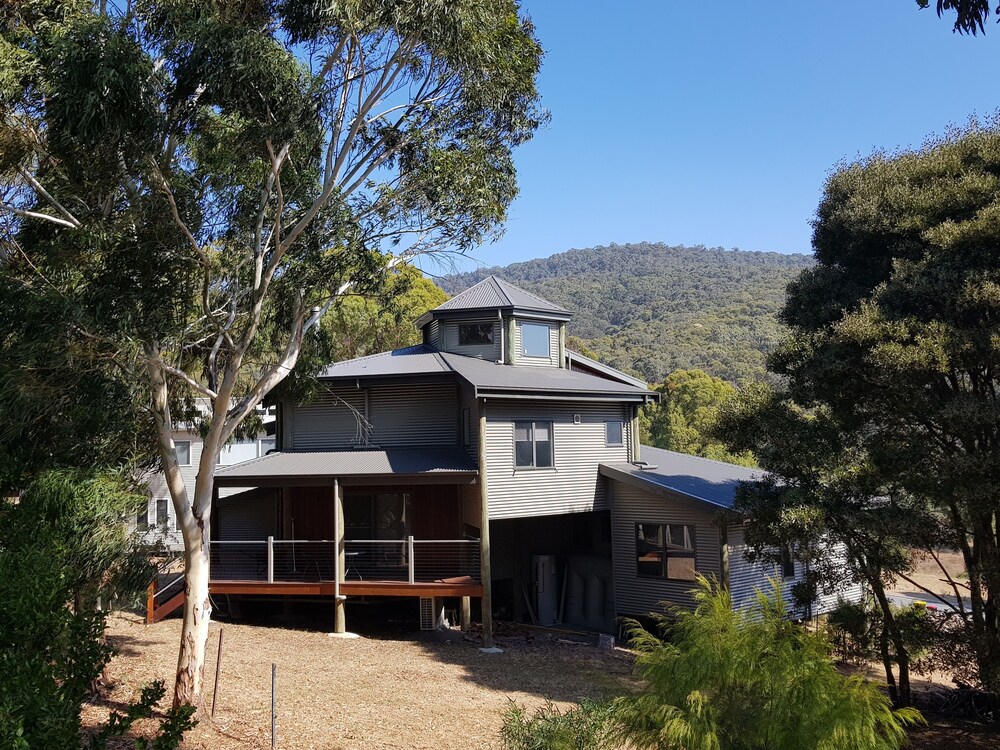 Moondance Lodge