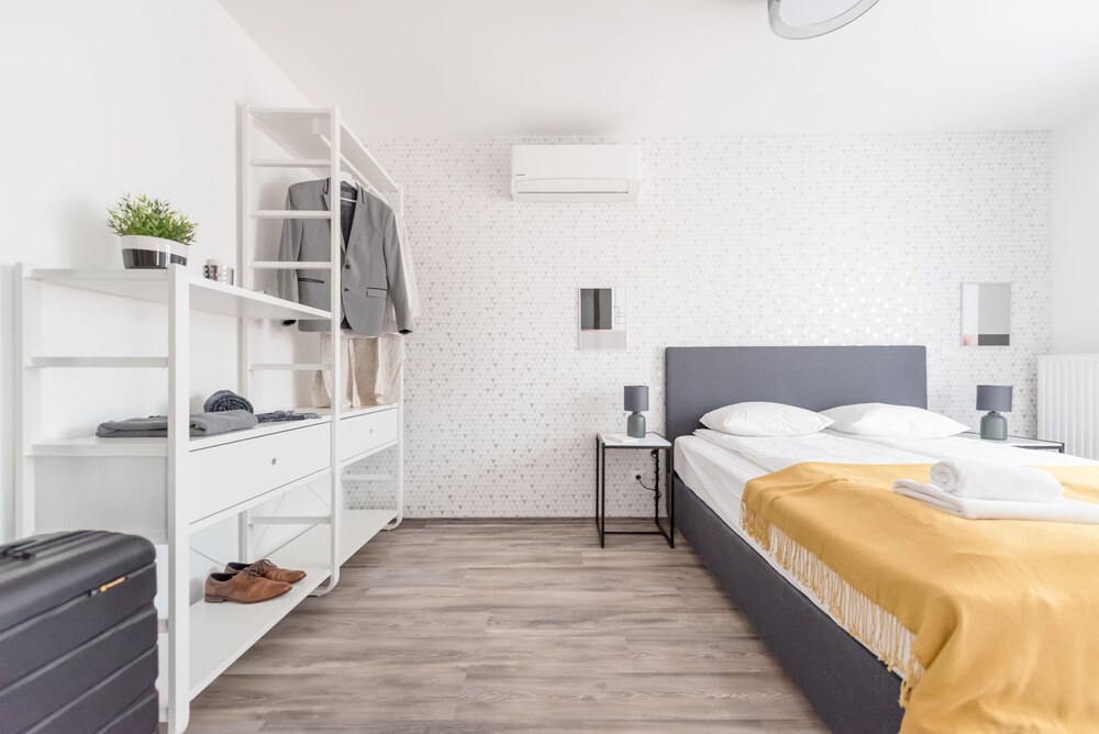 Oasis Apartments At Broadway Residence Budapest Hun Best Price Guarantee Lastminute Com Au