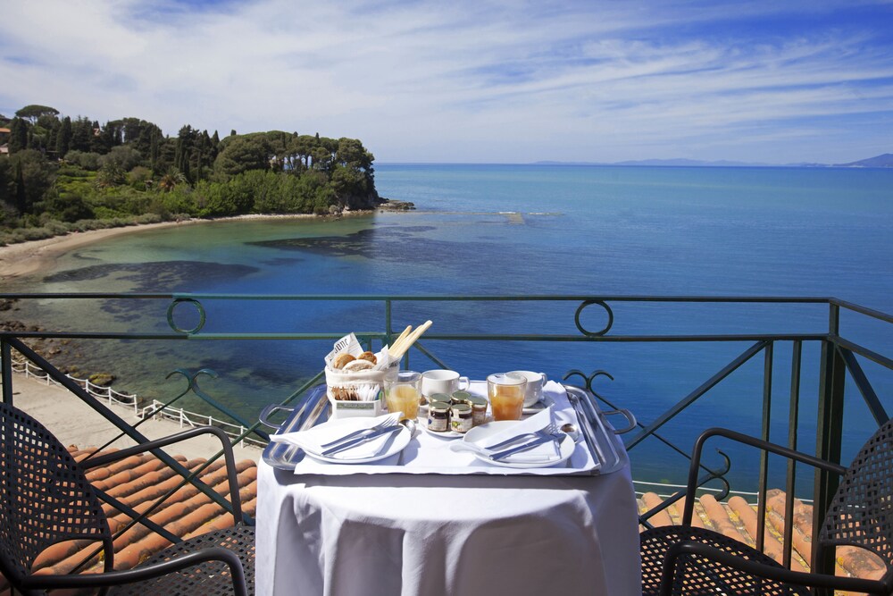 Hotel Villa Domizia In Monte Argentario Italy Expedia