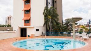 Piscina externa