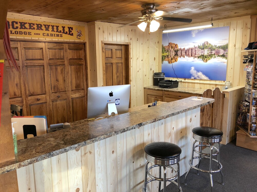 Rockerville Lodge Cabins In Rapid City Cheap Hotel Deals