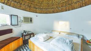 Free rollaway beds, free WiFi