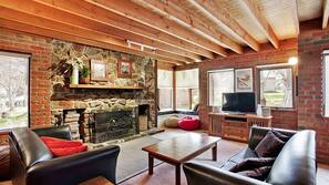 40-inch flat-screen TV with satellite channels, TV, fireplace