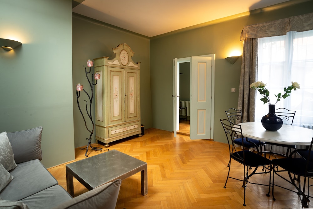 Foto - Black Star Suites