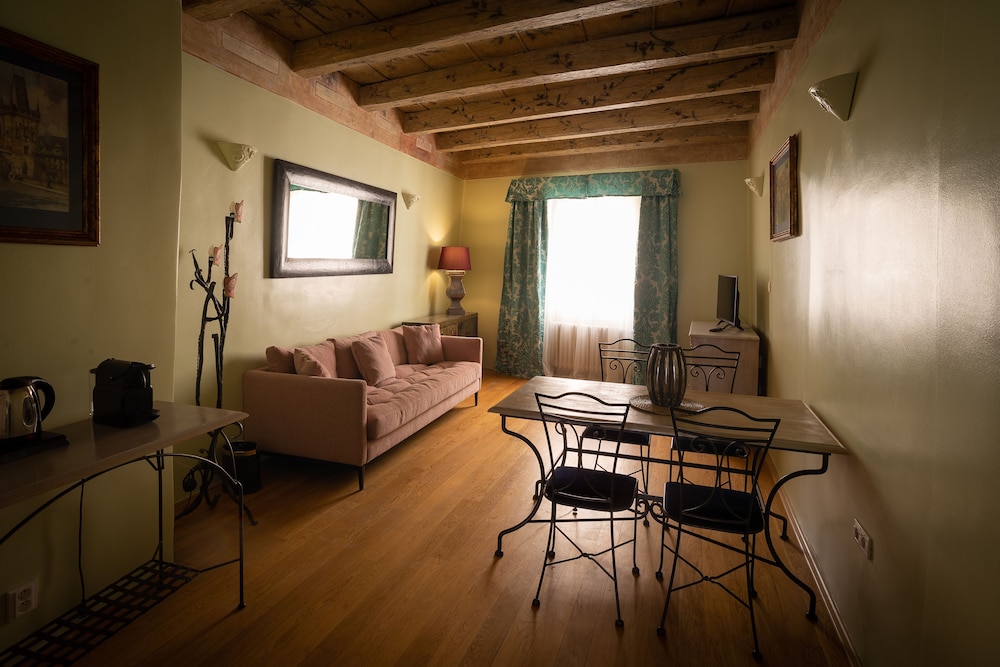 Foto - Black Star Suites