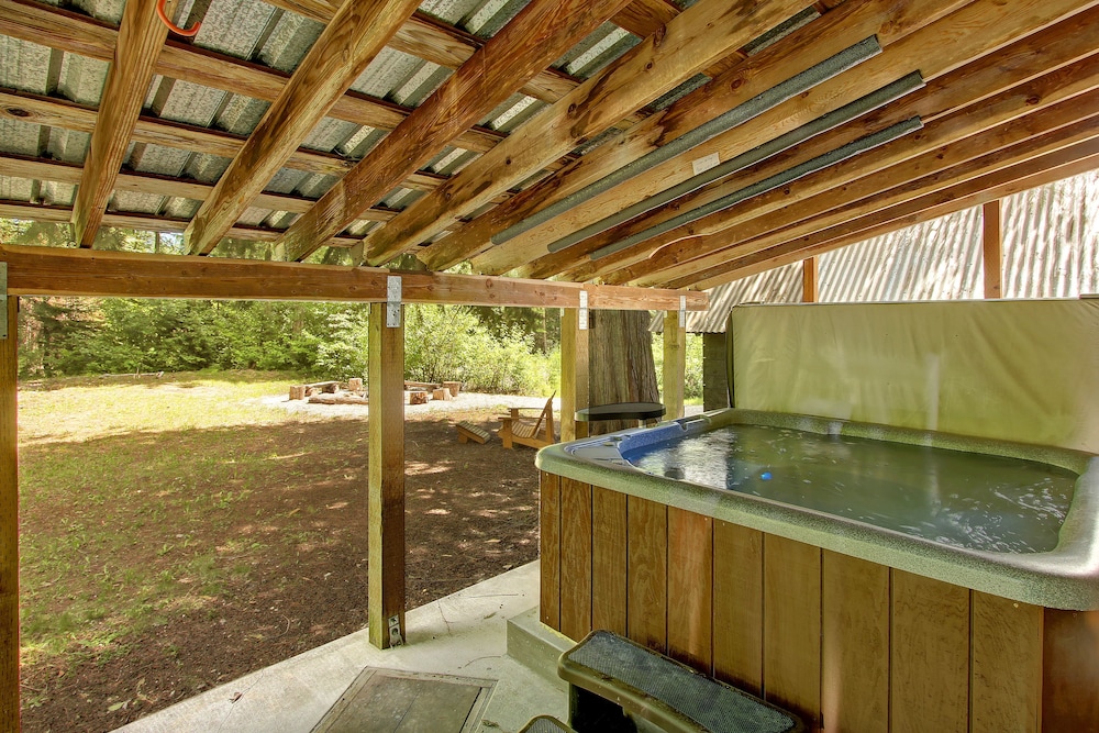 Peaceful Pines Cabin - Three Bedroom Home with Hot Tub: 2018 ... Peaceful Pines Cabin - Three Bedroom Home with Hot Tub: 2018 ...