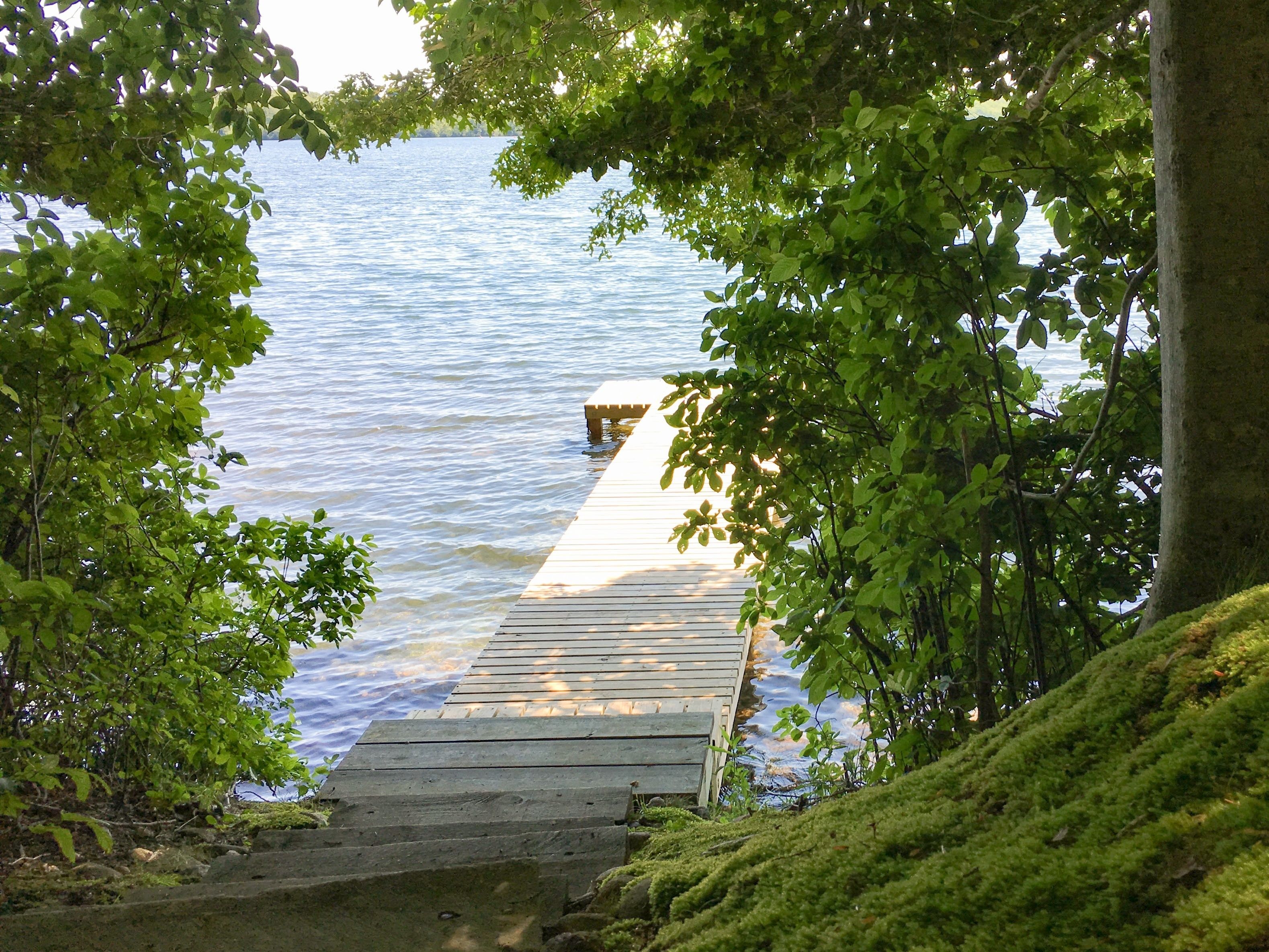 3br On Wakeby Pond W/ Private Dock 3 Bedroom Home in Mashpee, United States