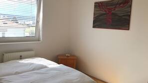 1 Schlafzimmer, Schreibtisch, Bügeleisen/Bügelbrett, kostenloses WLAN